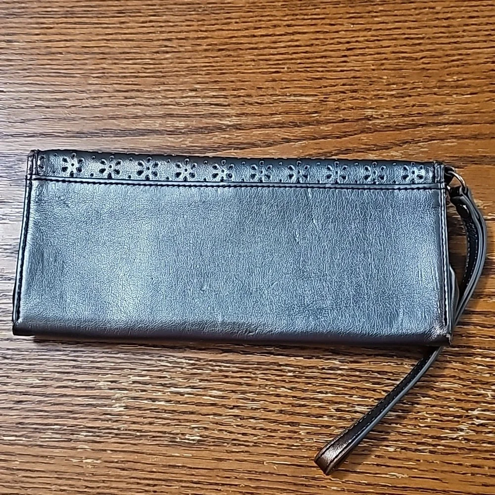 Large grayish black wristlet - Picture 4 of 4
